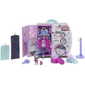 Omg dolls winter store disco