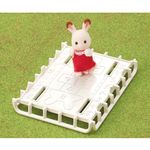 Sylvian-Families---Van-Piquenique-Da-Familia---Epoch-17