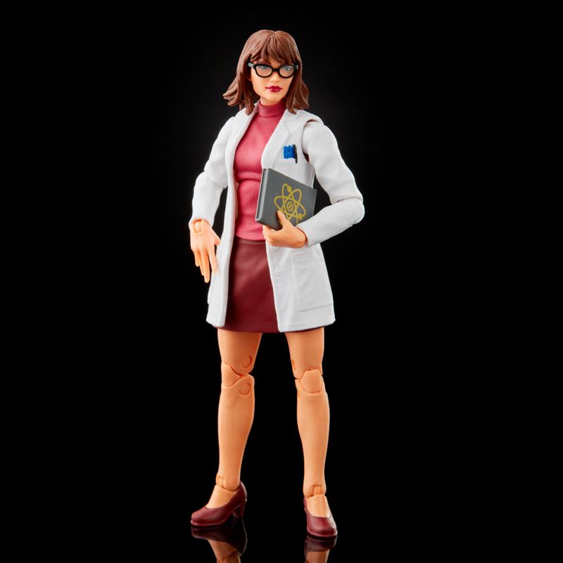 Figura-Articulada---15cm---Marvel---Moira-Mactaggert---Hasbro-6