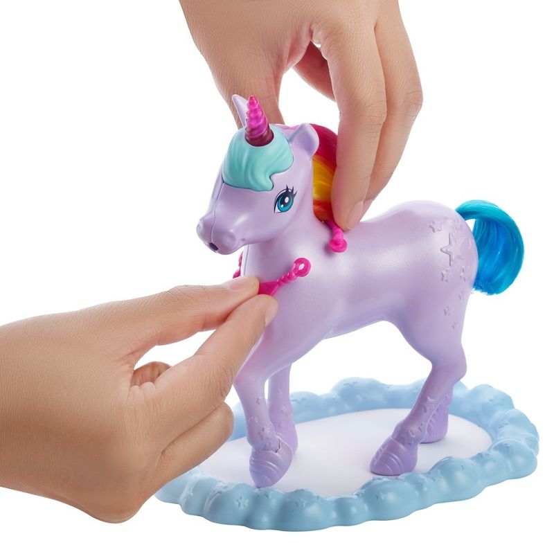 Barbie---Dreamtopia---Unicornio-Arco-Iris---Mattel--3
