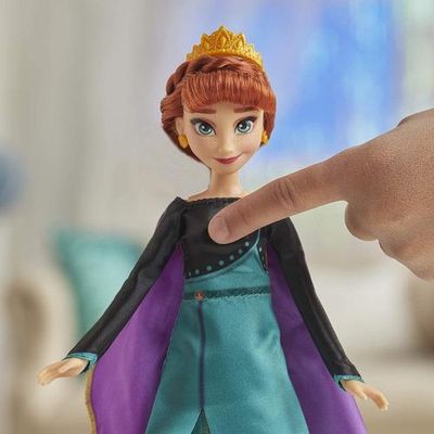 Boneca Anna Disney Frozen 2 - 30cm - Musical Vestido De Luxo