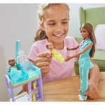 Boneca---Barbie---Profissoes---Conjunto-Pediatra-com-2-Bebes-Pele-Negra----Mattel--5