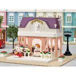 Sylvanian-Families---Elegant-Town-Manor-Gift-Set---Epoch-13