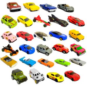 Carrinhos Radicais de Ferro Hot Cars Cole o com 28 Carros Ri Happy