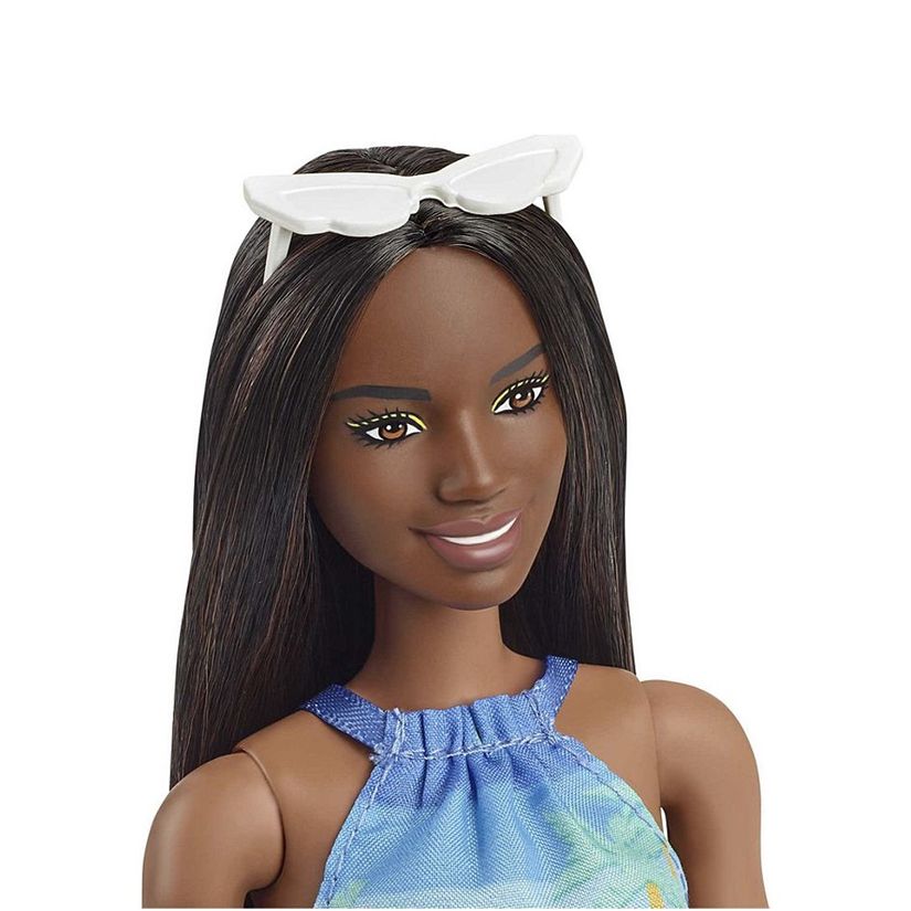 Barbie apresenta linha somente com bonecas negras e nós amamos