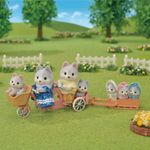 Conjunto-de-Figuras---Sylvanian-Families---Familia-dos-Huskys---Epoch-9