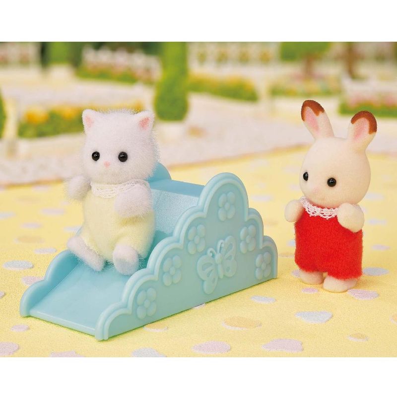 Parque-Infantil---Sylvanian-Families---Bebe-Gato-Persa---Epoch-3