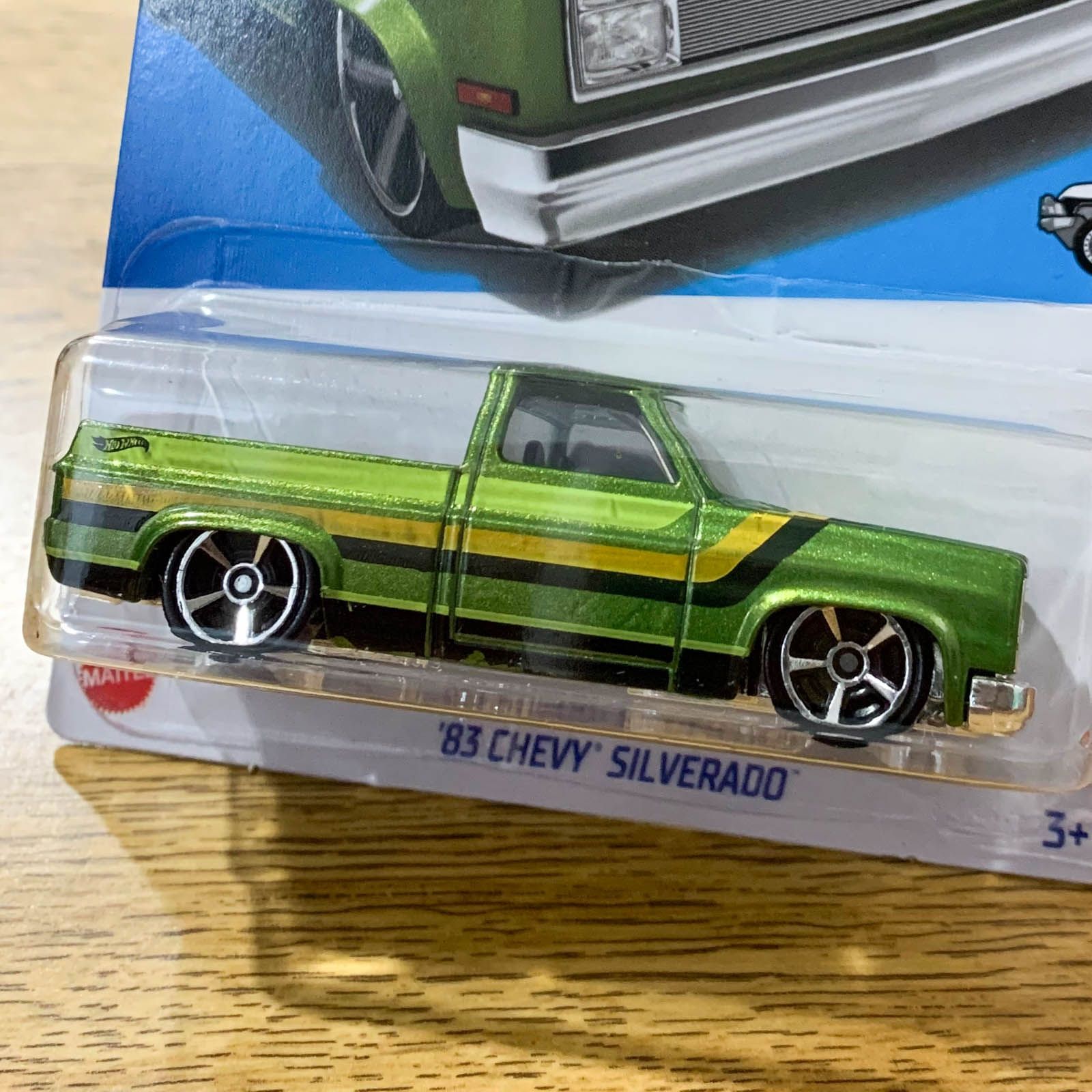 ミニカー Hotwheels 83 Chevy Silverado Carrinho Hotwheels 83 Chevy Silverado Preto Slammed | MercadoLivre