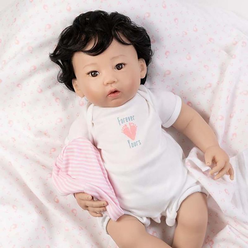 Boneca-Bebe-Reborn---Paradise-Galleries---Forever-Yours---Asian-Baby---Shiny-Toys-1