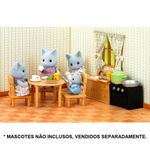 Sylvanian-Families---Moveis-de-Cozinha-com-Irma-Gato---Epoch