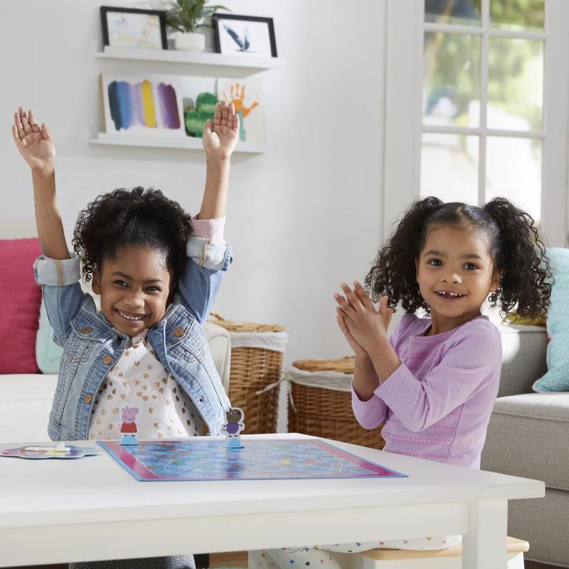 Hasbro Gaming Jogo de Tabuleiro Chutes and Ladders: Peppa Pig