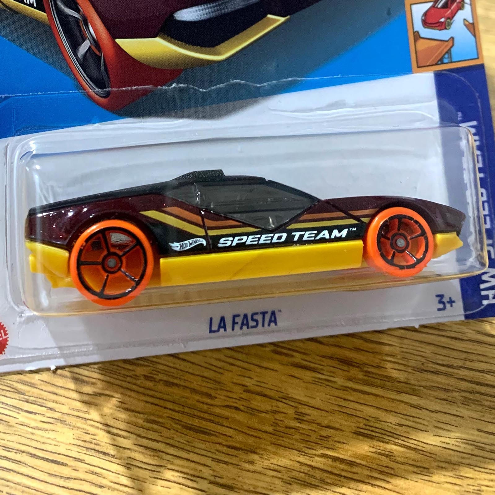 Hot Wheels La Fasta HCW46 Ri Happy