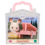 5036015-5202-Sylvanian-Families-Bebe-Coelho-Chocolate-com-Piano-Epoch_1