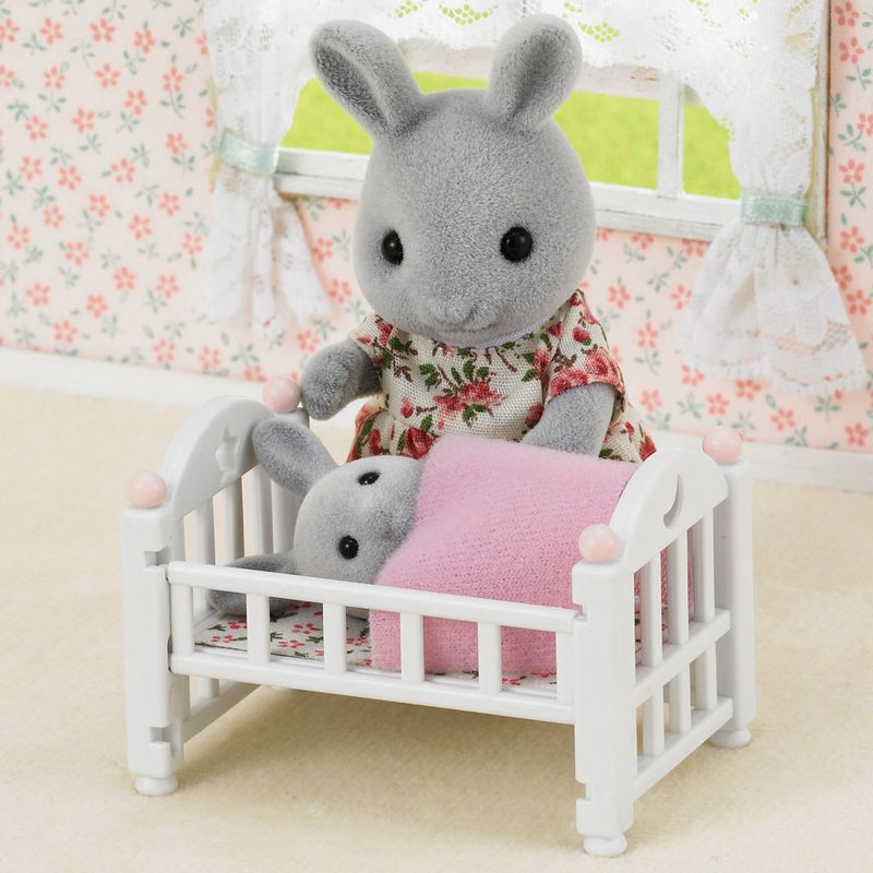 5020722-1609-Sylvanian-Families-Conjunto-Cama-da-Bebe-Epoch