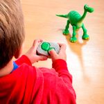 Figura-com-Controle-Remoto---Disney---O-Bom-Dinossauro---Arlo---Sunny