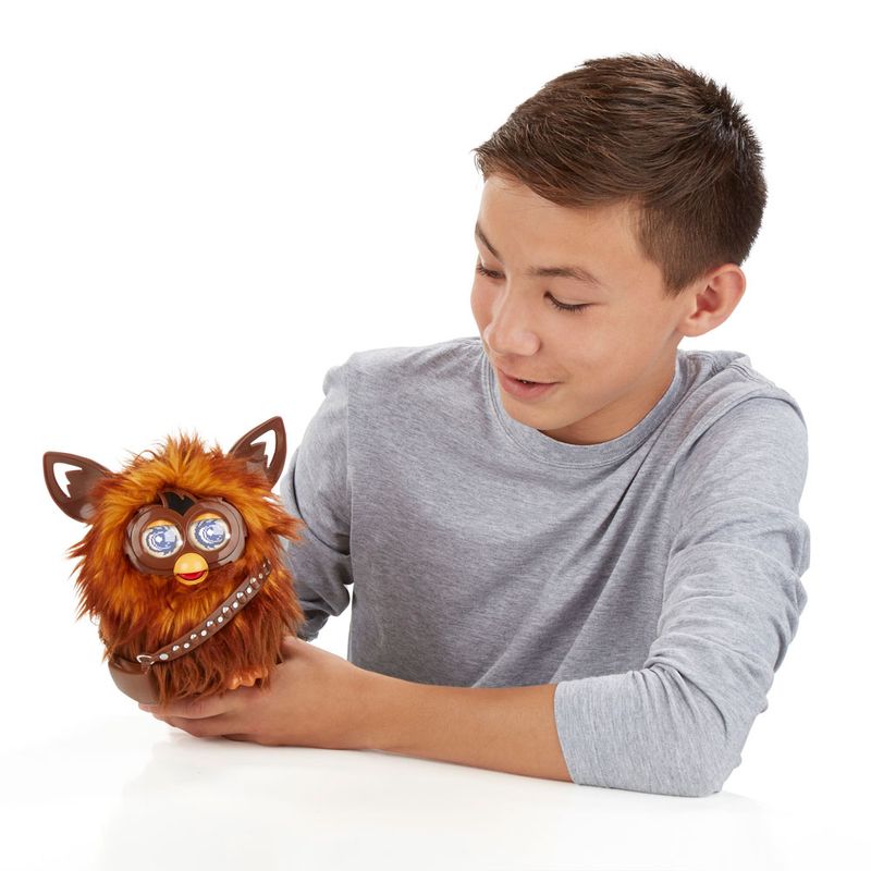 Imagem-Principal-STAR-WARS-VII-FURBACCA-Hasbro