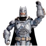 Figura-Articulada-30-Cm---DC-Heroes---Batman-Vs-Superman---A-Origem-da-Justica---Batman-com-Armadura-Multiverso---Mattel