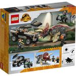 LEGO---Jurassic-World---Emboscada-de-Triceratops-com-Caminhonete---76950-1
