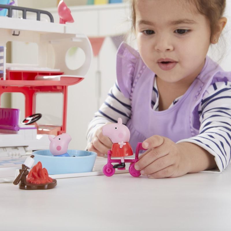 Mini-Figuras-e-Veiculo---Peppa-Pig---Motorhome-da-Familia---Hasbro-6