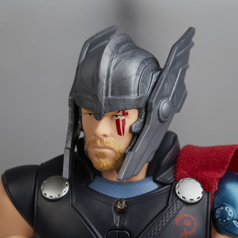Boneco-de-Acao---30-Cm---Disney---Marvel---Thor-Ragnarok---Thor-Com-Frases-e-Sons---Hasbro