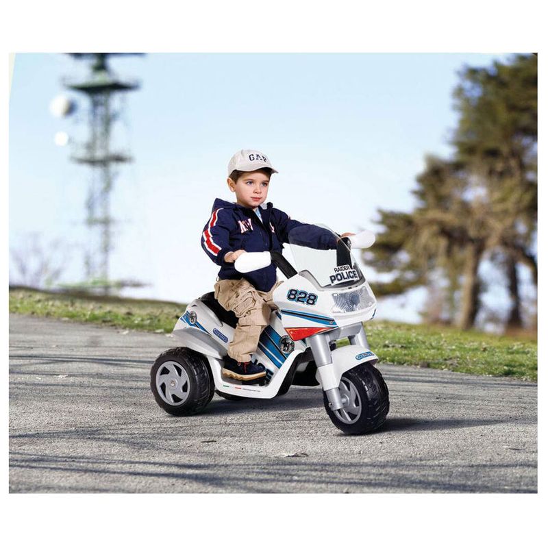 IGED0910_Mini-Moto-Eletrica---Raider-Police-6V---Peg-Perego_DETALHE_2