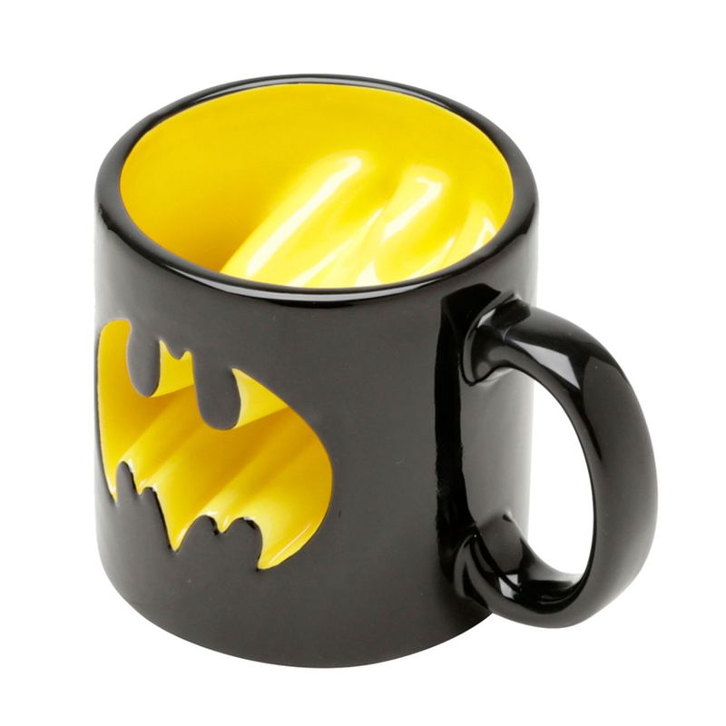 caneca-de-porcelana-decorativa-320-ml-dc-comics-batman-urban-7908053414405_Detalhe