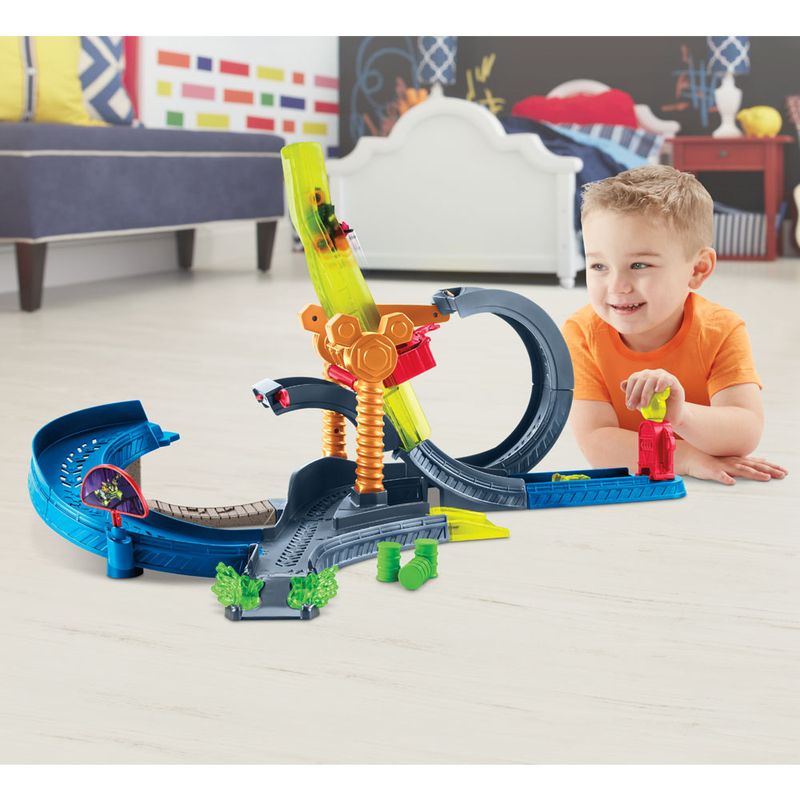 Pista-e-Veiculo---Disney---Mickey-Mouse---Conjunto-Super-Looping---Mattel