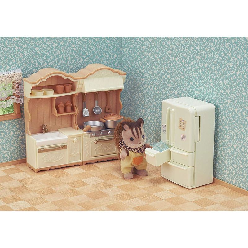 conjunto-cozinha-e-acessorios-35-pecas-sylvanian-families-epoch-5341_detalhe5