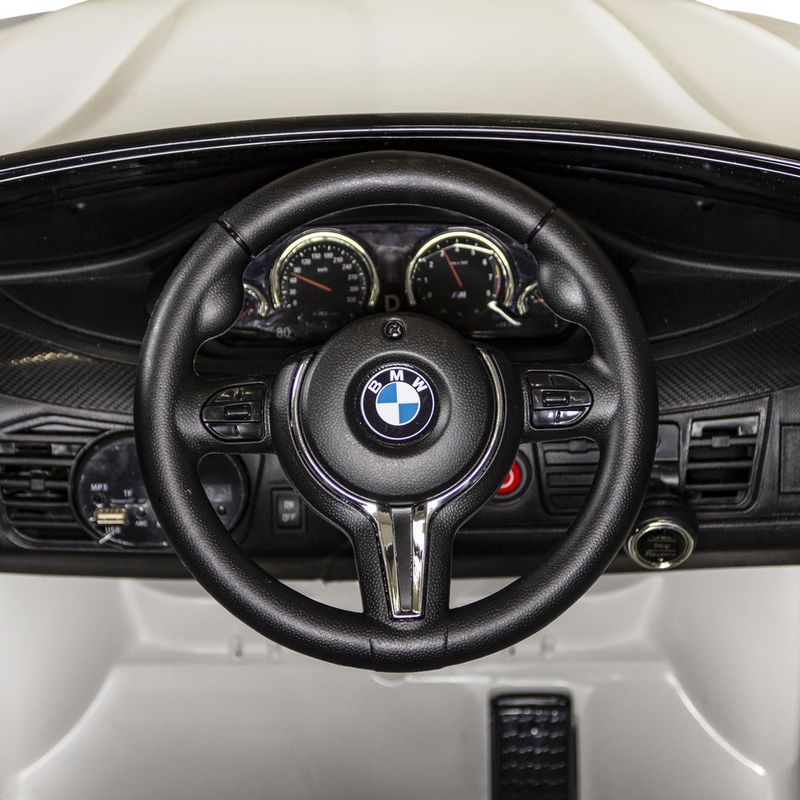 veiculo-eletrico-com-controle-6v-bmw-x6m-branca-bandeirante-2623_Detalhe3