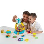 conjunto-de-massa-de-modelar-play-doh-kitchens-biscoitos-decorados-hasbroE5109_detalhe4