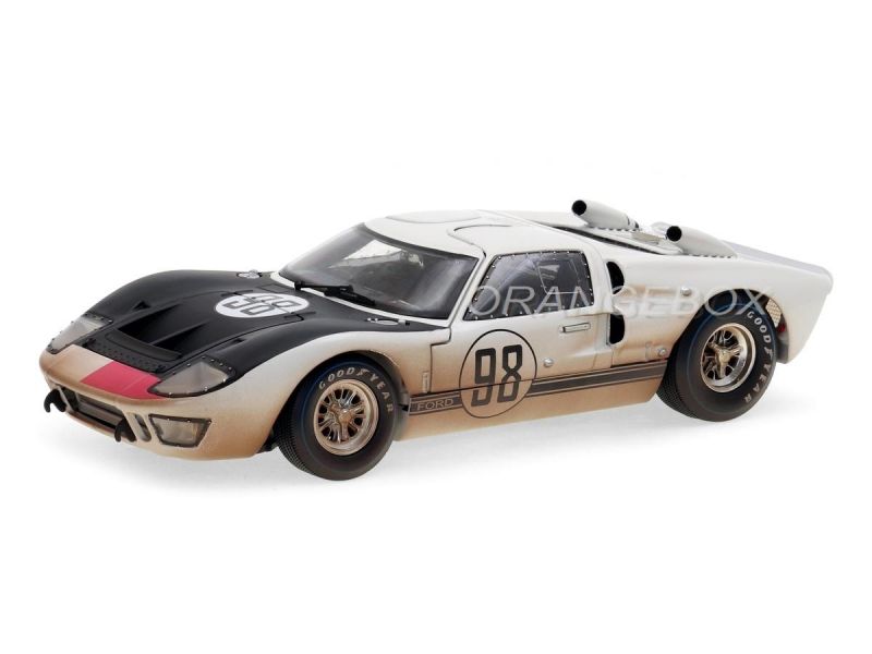 Ford GT40 MKII 1966 #98 After Race (Dirty Version) 1:18 Shelby