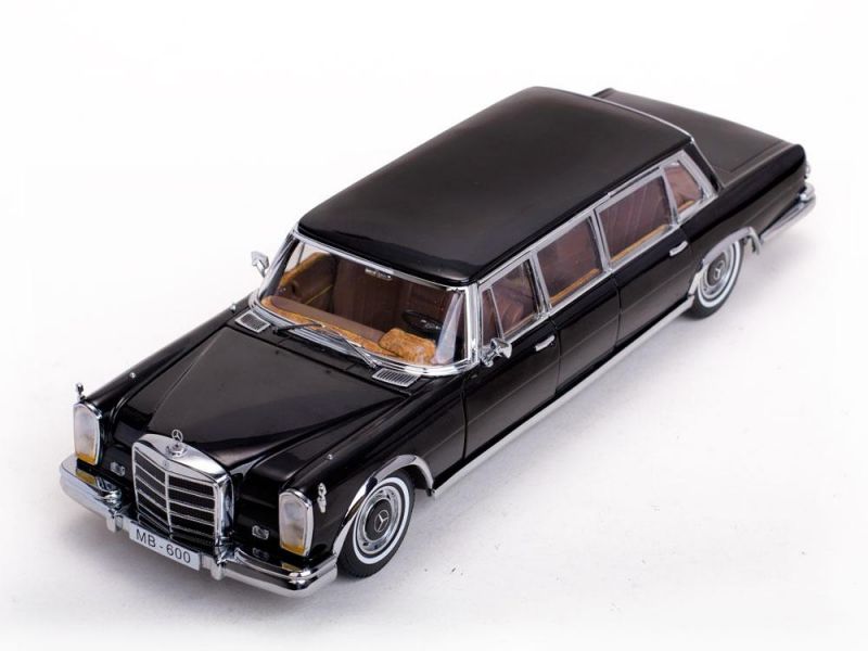 Mercedes Benz 600 Pullman 1966 1:18 Sunstar Preto - Ri Happy