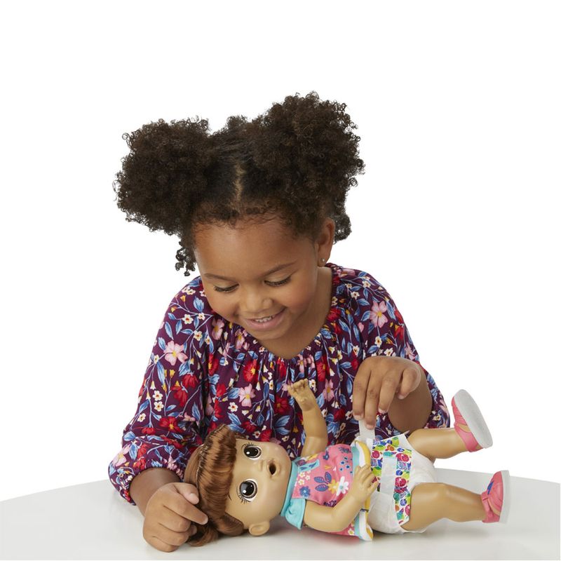 boneca-baby-alive-sapatinhos-brilhantes-morena-e5248-hasbro-E5248_Detalhe1