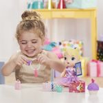 boneca-baby-alive-festa-de-presentes-loira-e8719-hasbro-E8719_Detalhe3