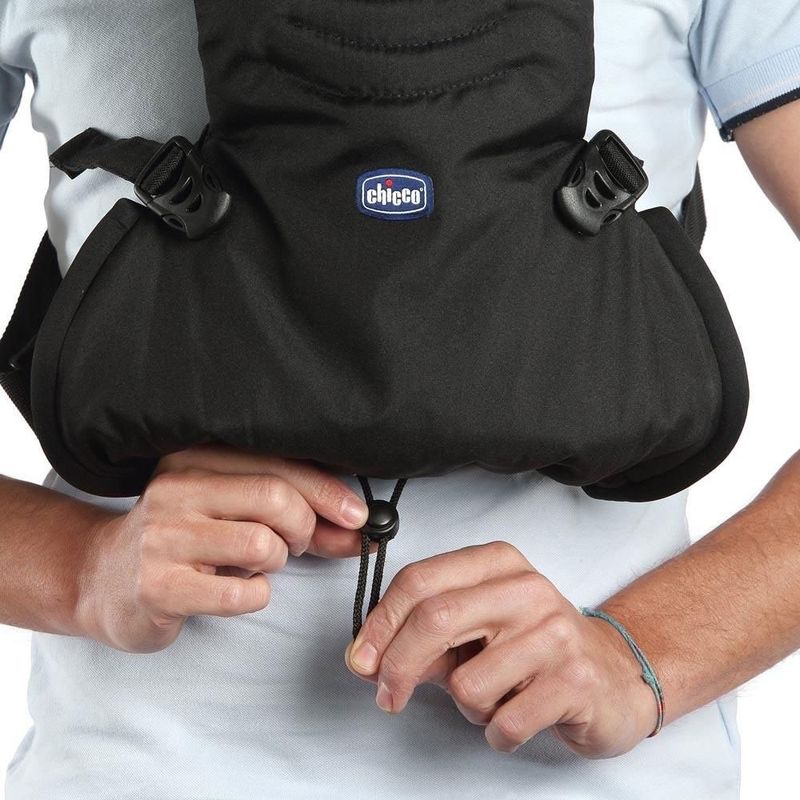 canguru-easy-fit-black-chicco-07079154410000_detalhe2