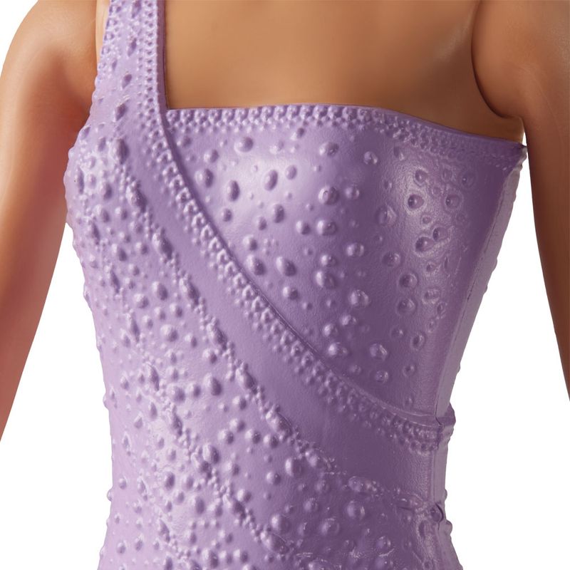boneca-barbie-colecionavel-barbie-60-anos-profissoes-patinadora-mattel-FWK89-FWK90_Detalhe3