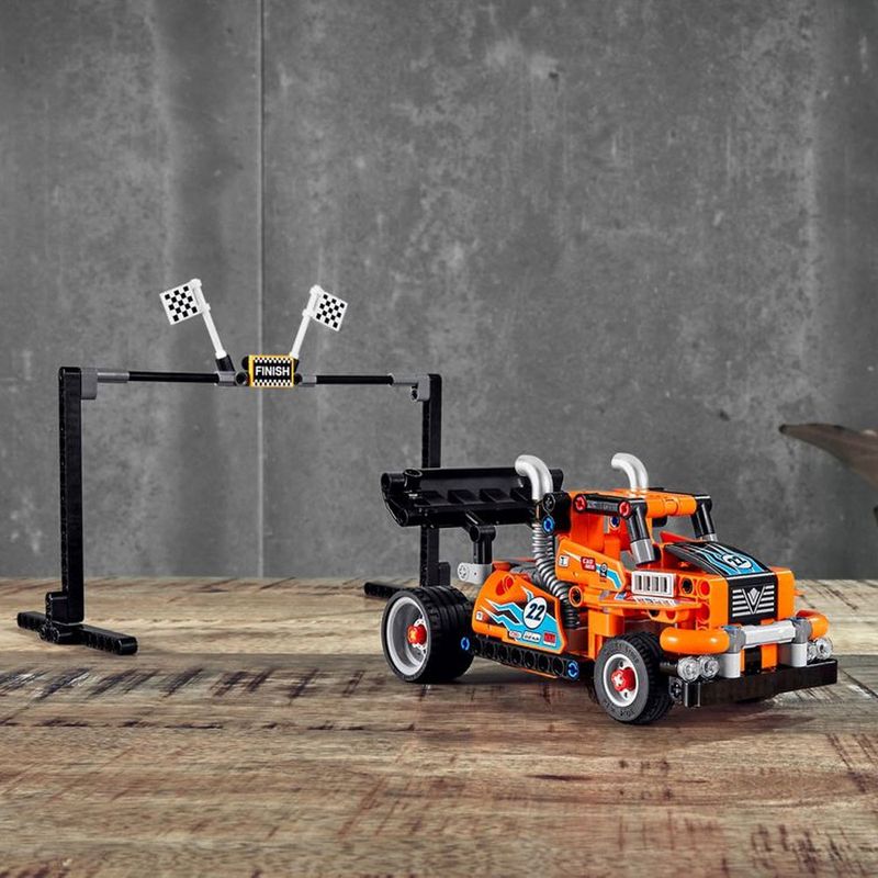 lego-technic-caminhao-de-corrida-42104_Detalhe7