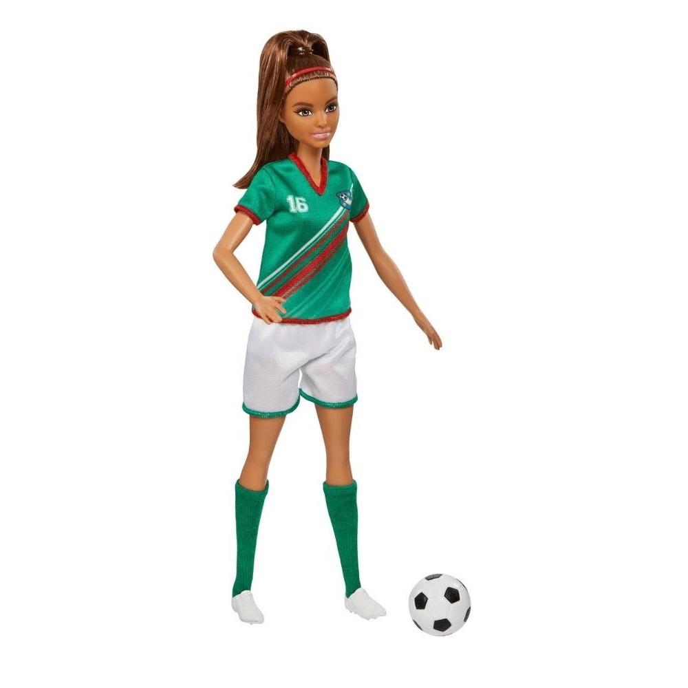 Barbie lança boneca jogadora de futebol