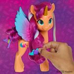 Figura-com-Acessorios---My-Little-Pony---Penteados-com-Fitas---Sunny-Starscout---15-Cm---Hasbro-10