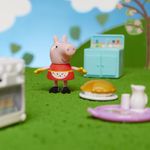 Mini-Figura-e-Acessorios---Peppa-Pig---Peppa-Adora-Cozinhar---Hasbro-2