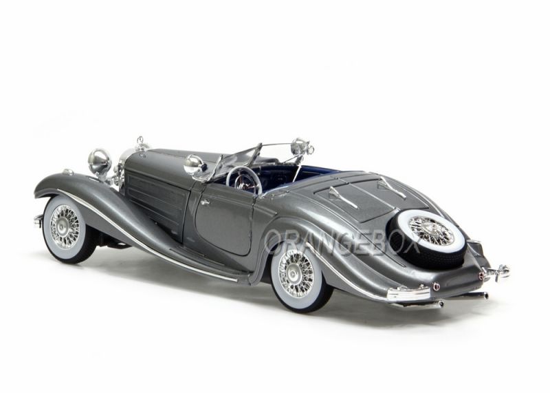 Maisto 1:18 メルセデスベンツ500K特別ロードスターBjの1936白