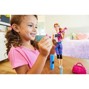 Barbie Feita para Mexer Roupas Esportivas - Mattel