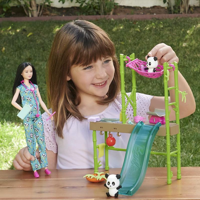 Cuidados E Resgate De Pandas Barbie - Mattel HKT77 - Noy Brinquedos