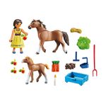 Playmobil---Pru-Com-Cavalo-E-Potro---Casa-De-Bonecas-2020---Sunny--1