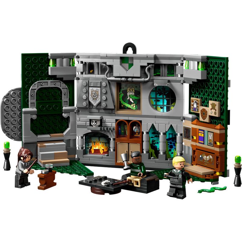 LEGO---Harry-Potter---Banner-da-Casa-Sonserina---76410-2