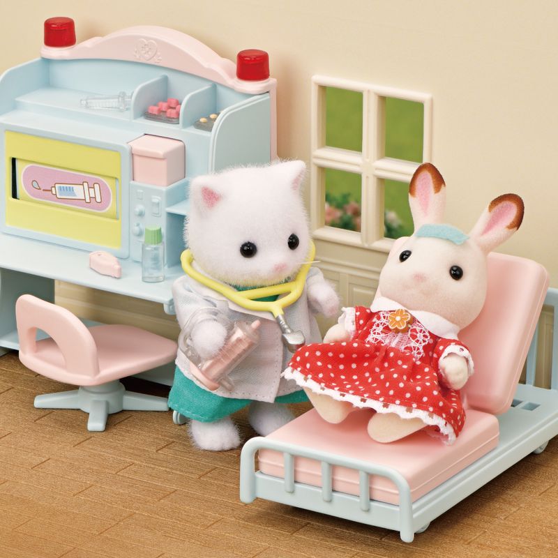 Sylvanian-Families---Primeiro-Conjunto-Medico-da-Vila---Epoch-6