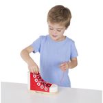 Brinquedo-Infantil---Aprendendo-a-Amarrar-o-Cadarco---Melissa-And-Doug