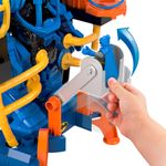 Conjunto-De-Figuras---Imaginext---Dc-Super-Friends---Centro-Comando-Robotico-Do-Batman---Mattel-6