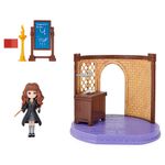 Playset-e-Mini-Figura---Harry-Potter---Wizarding-World---Sala-de-Aula-de-Feiticos---Suny--2