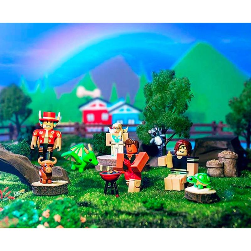 Conjunto-de-Mini-Figuras---Roblox---Adopt-Me-Backyard-BBQ---6-Figuras---Sunny-3